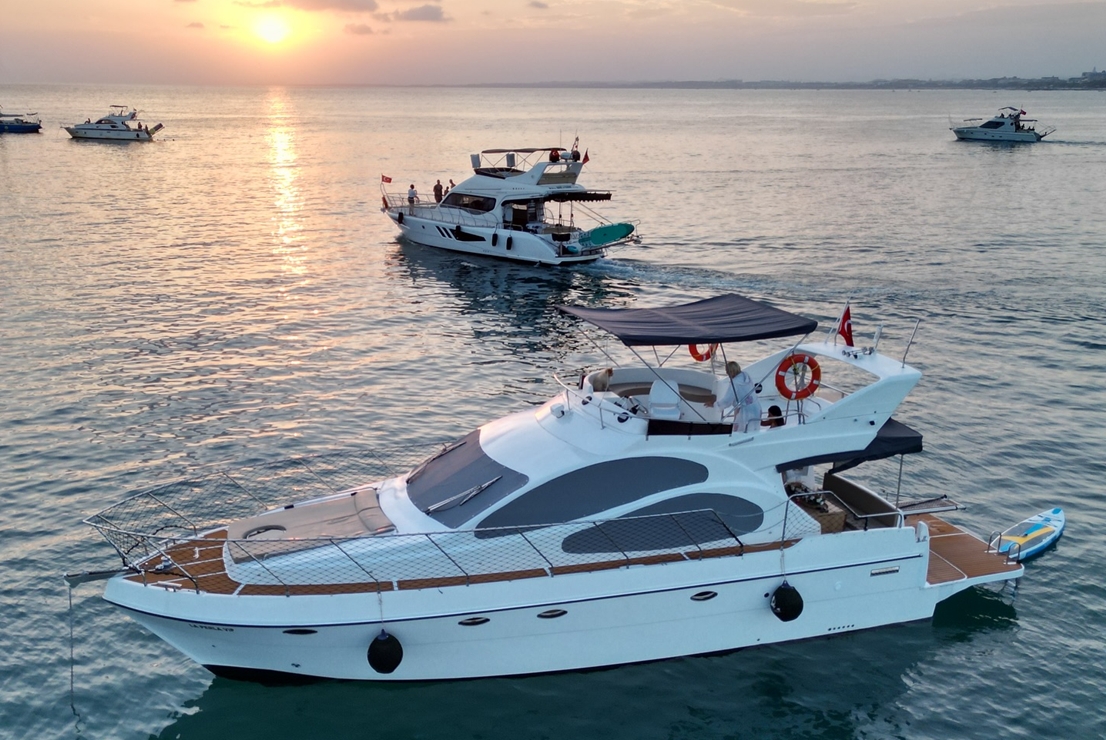 Side Yacht Rent - A14455-60